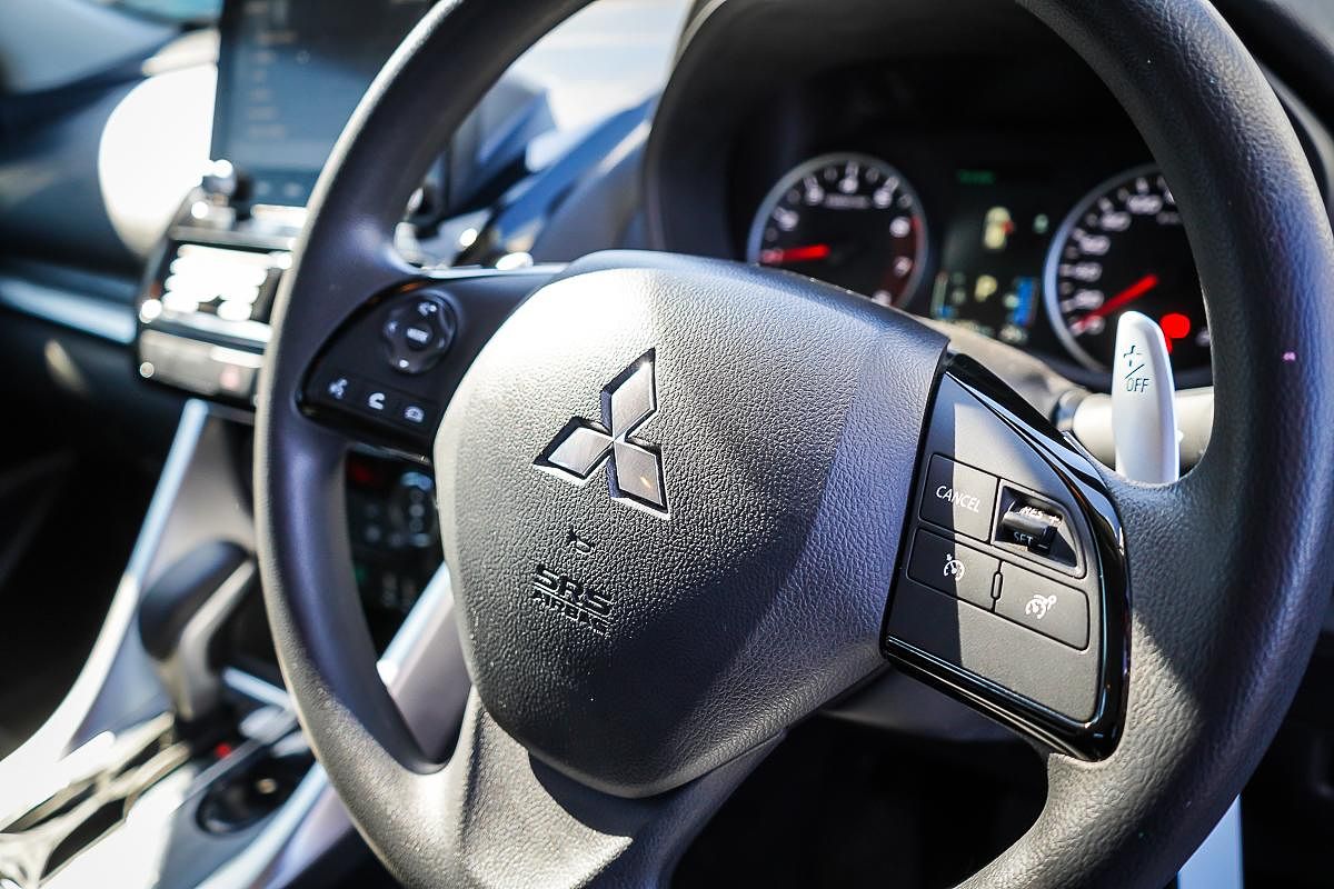 2023 Mitsubishi Eclipse Cross ES YB
