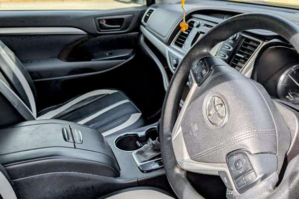 2016 Toyota Kluger GX GSU50R