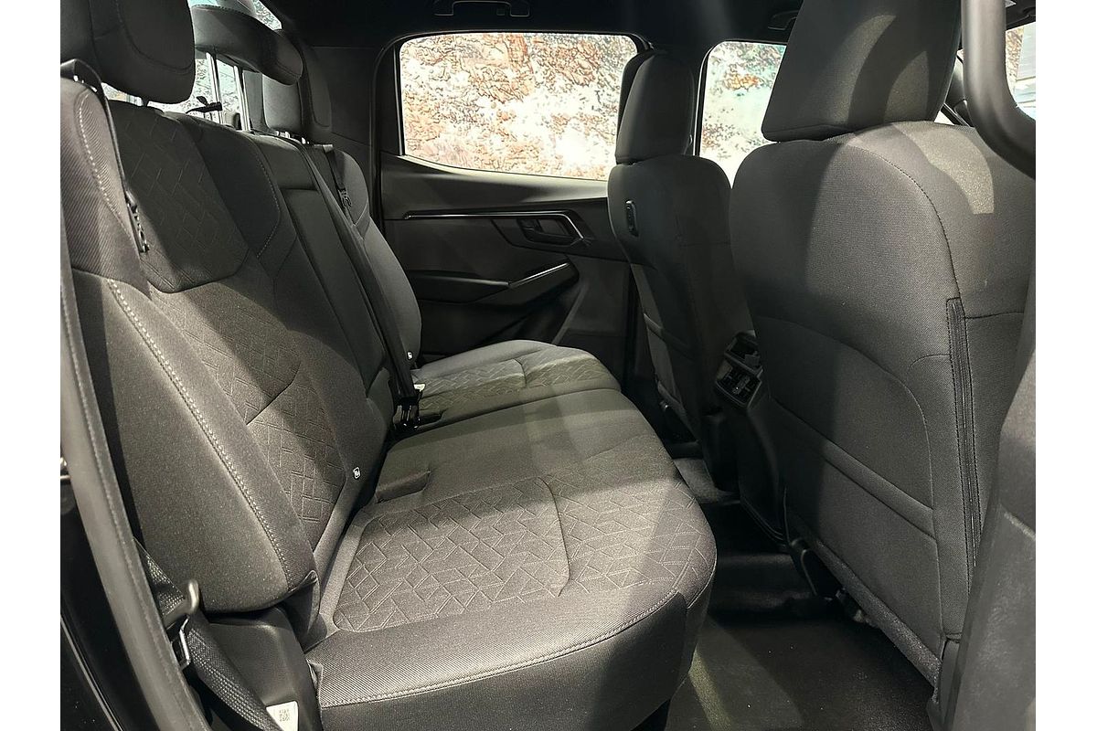 2025 Isuzu D-MAX X-RIDER 4X4