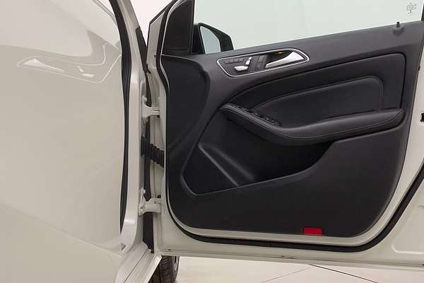 2016 Mercedes-Benz B-Class B180 W246