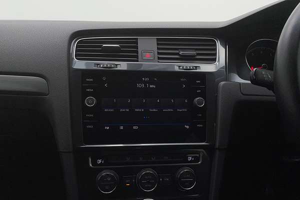 2017 Volkswagen Golf 110TSI Comfortline 7.5