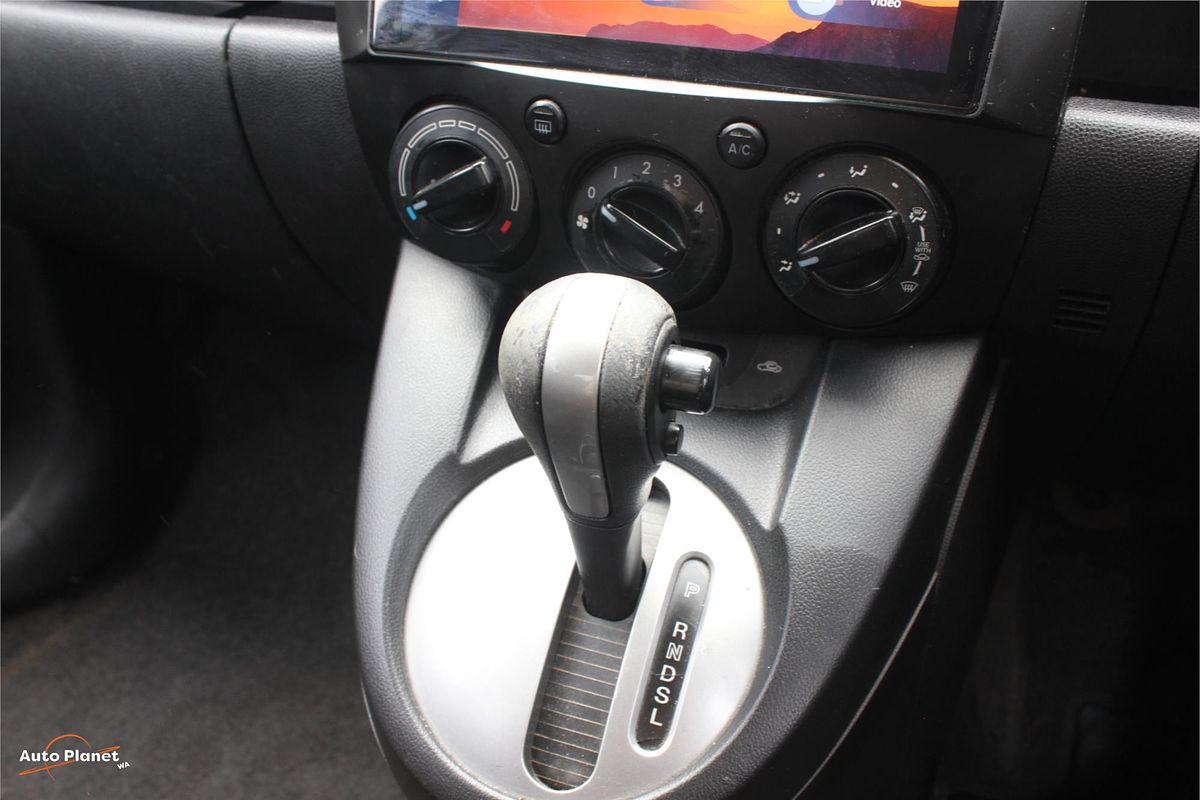 2011 Mazda 2 Neo DE Series 1