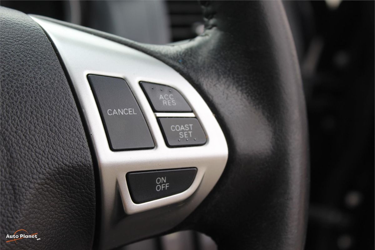 2013 Mitsubishi Lancer LX CJ