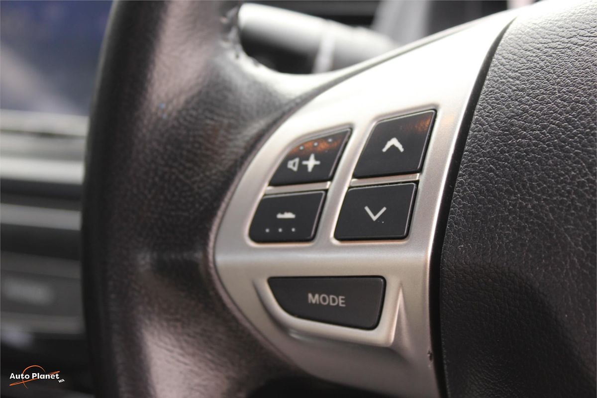 2013 Mitsubishi Lancer LX CJ