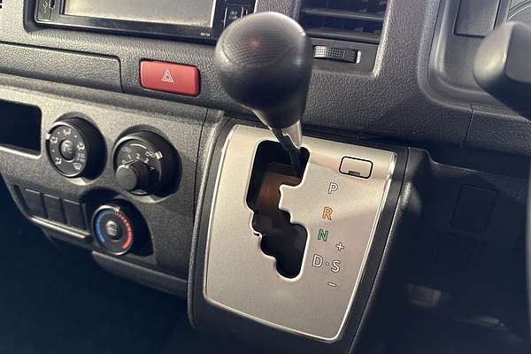 2018 Toyota Hiace TRH201R LWB