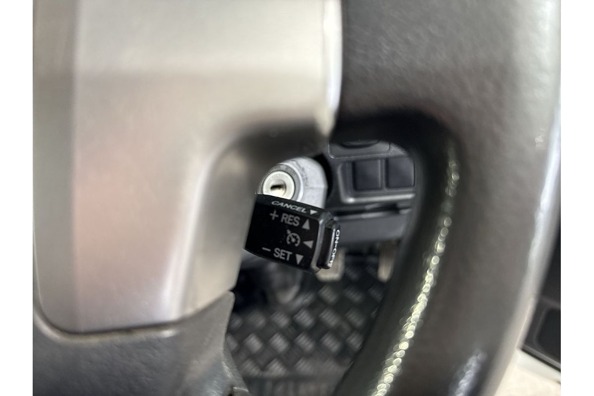 2018 Toyota Hiace TRH201R LWB