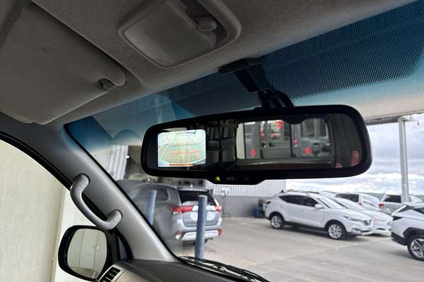 2018 Toyota Hiace TRH201R LWB