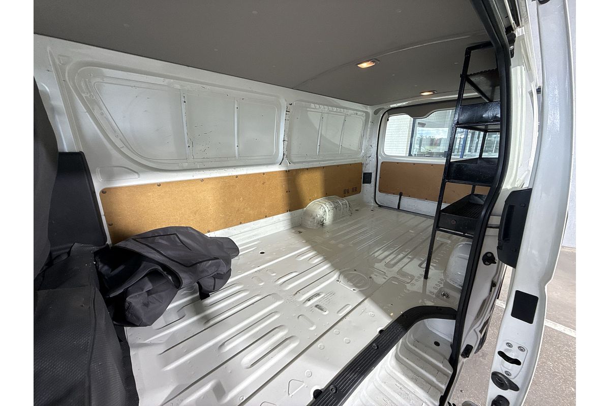 2018 Toyota Hiace TRH201R LWB