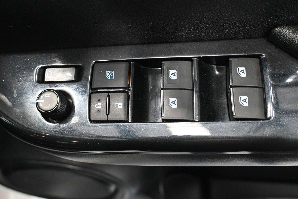 2021 Toyota Hilux SR5 GUN126R 4X4