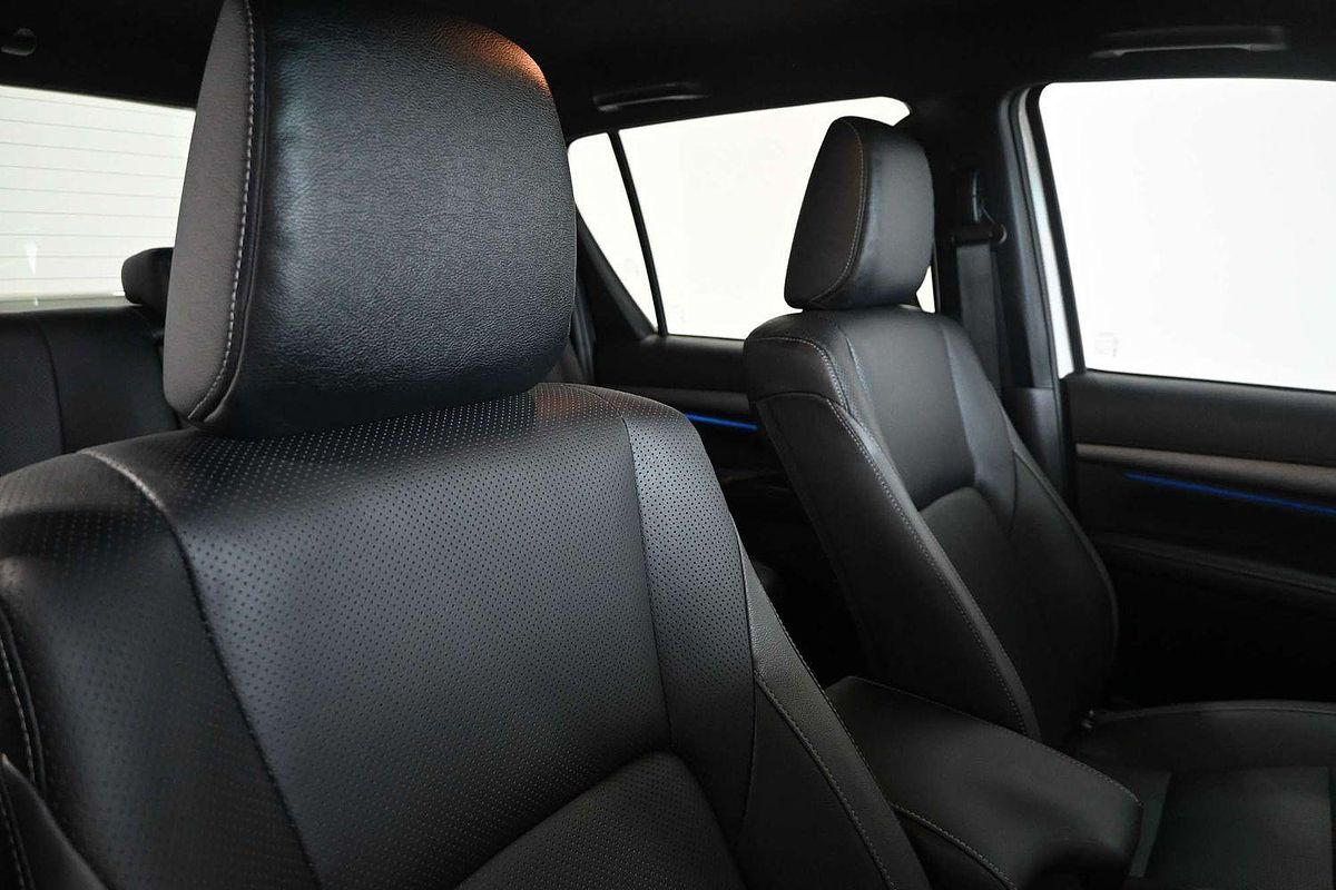 2021 Toyota Hilux SR5 GUN126R 4X4
