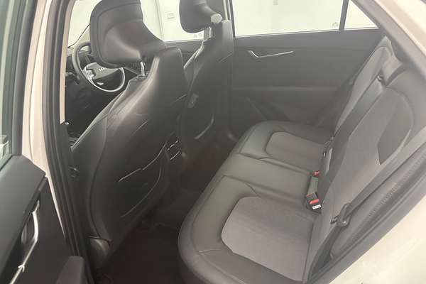 2022 Kia Niro Hybrid S DE