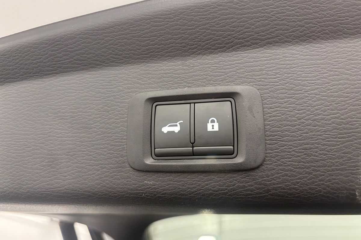2022 Mitsubishi Outlander PHEV Exceed ZM