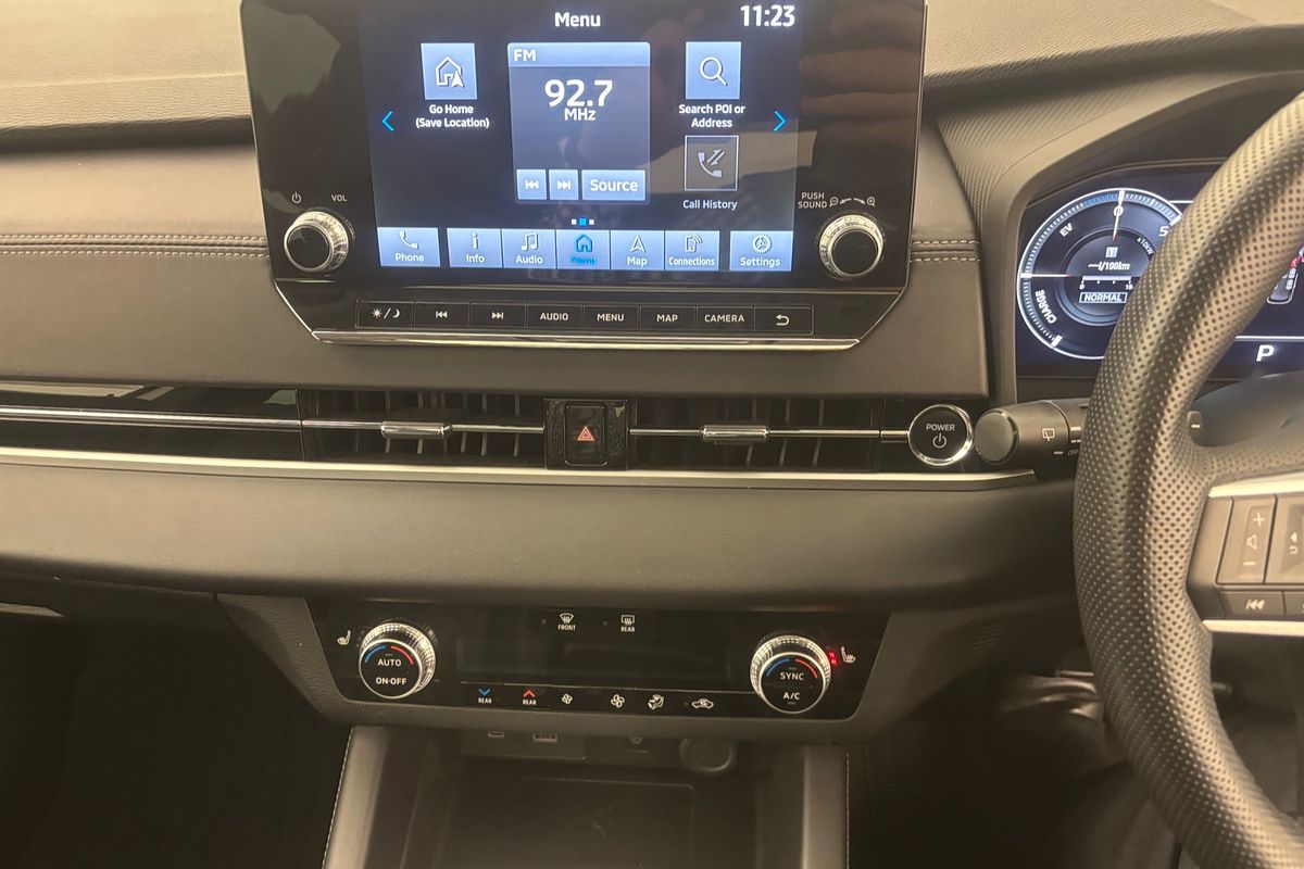 2022 Mitsubishi Outlander PHEV Exceed ZM