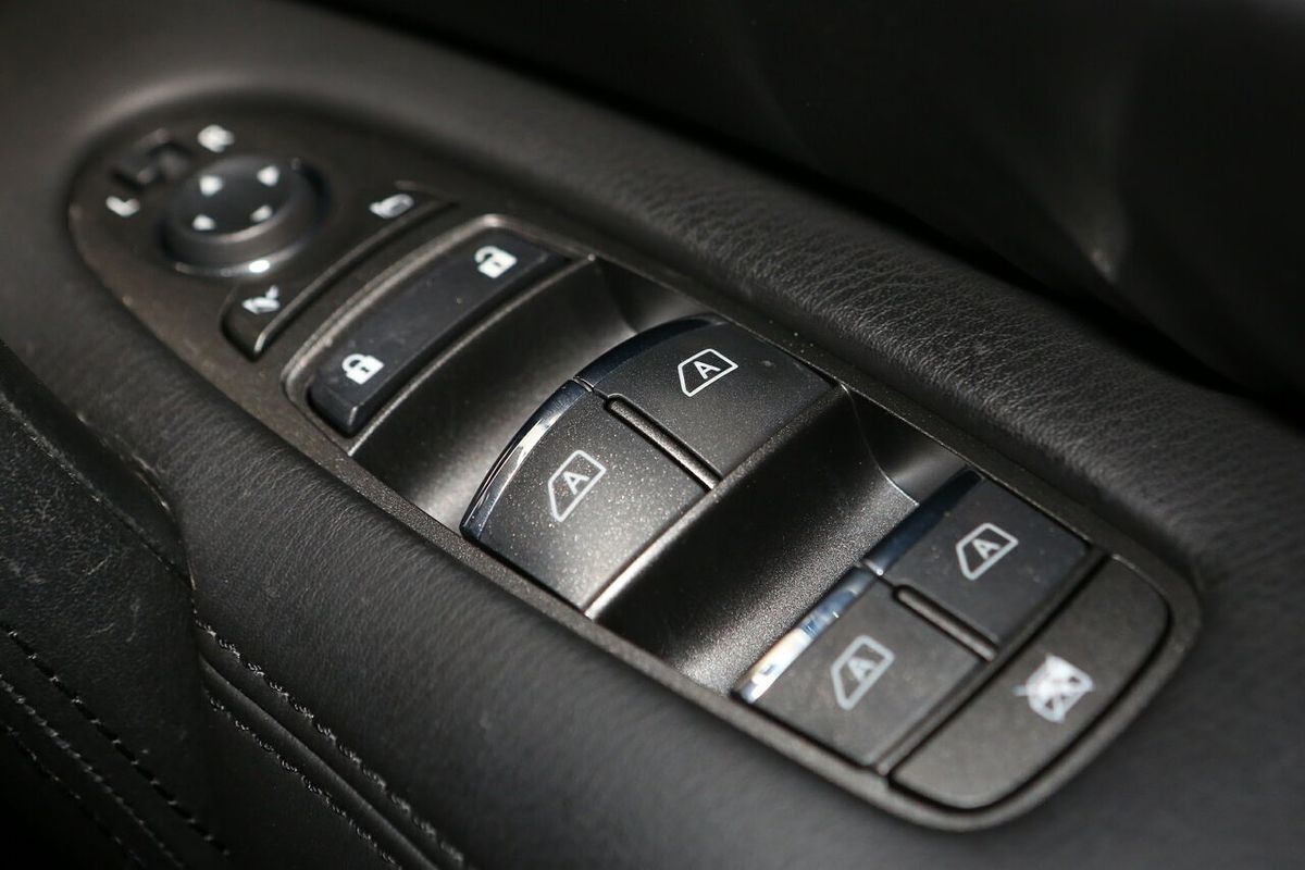2024 Nissan Patrol Ti Y62