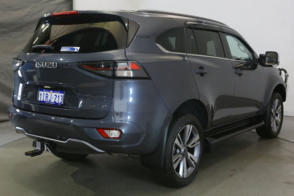 2024 Isuzu MU-X LS-T