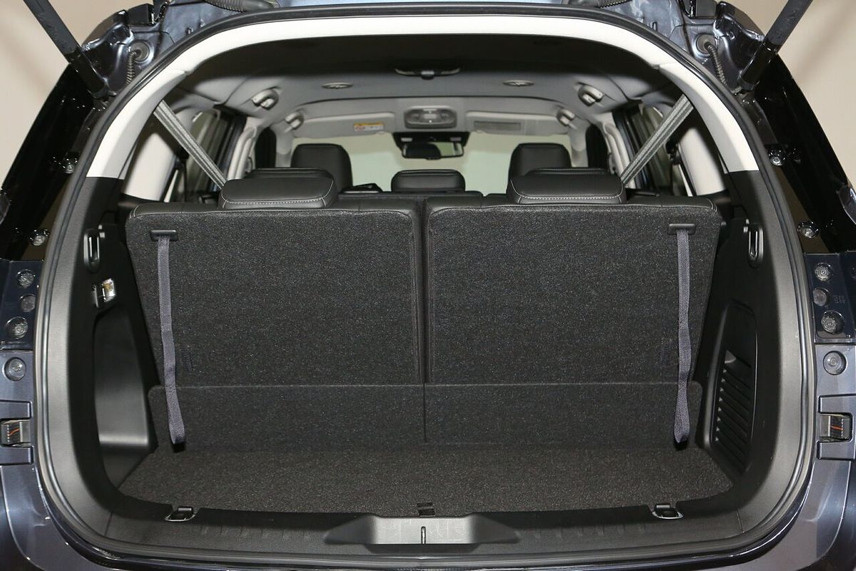 2024 Isuzu MU-X LS-T