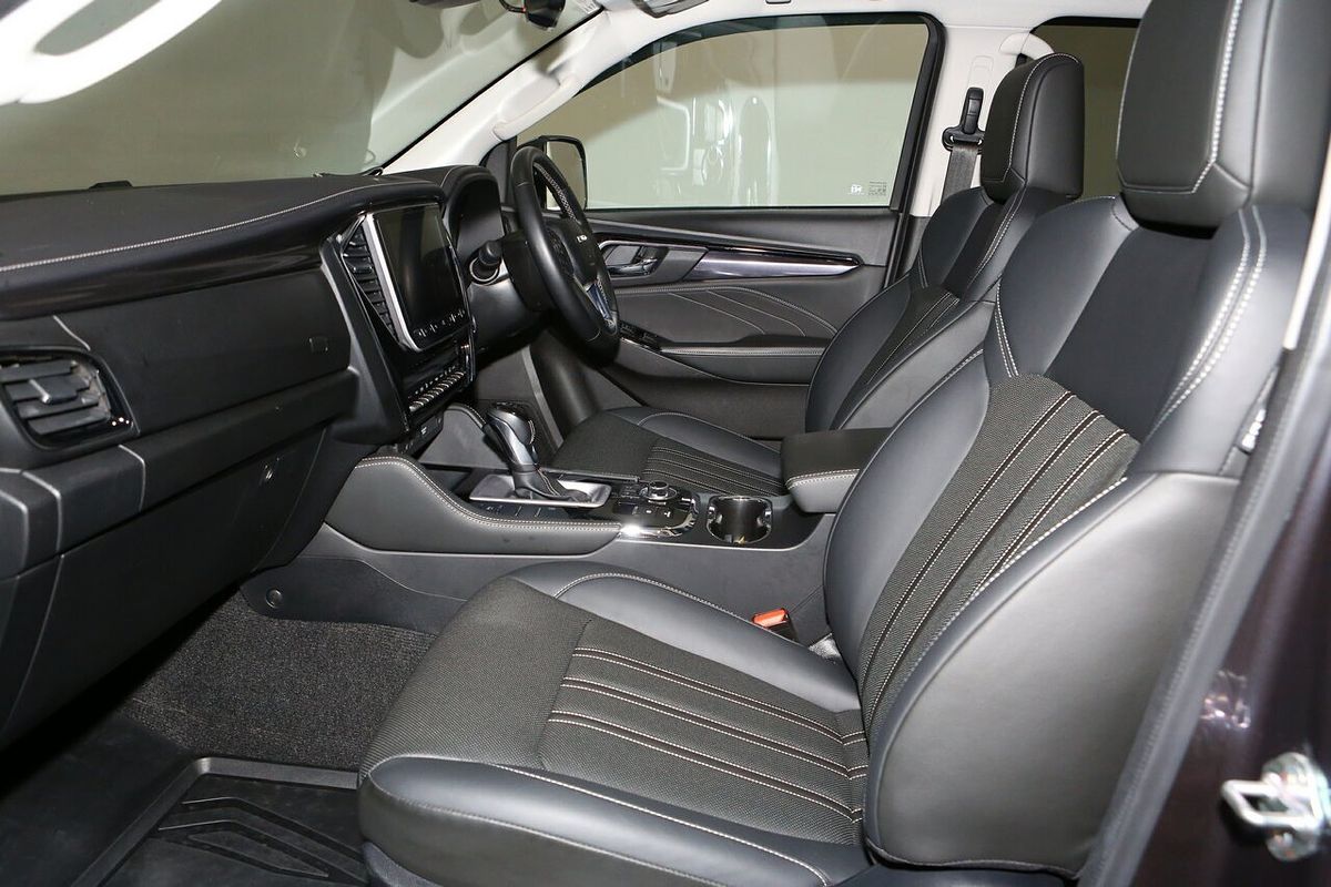2024 Isuzu MU-X LS-T