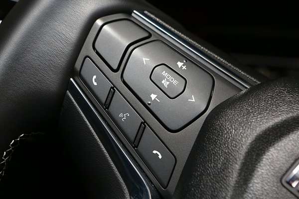 2024 Isuzu MU-X LS-T