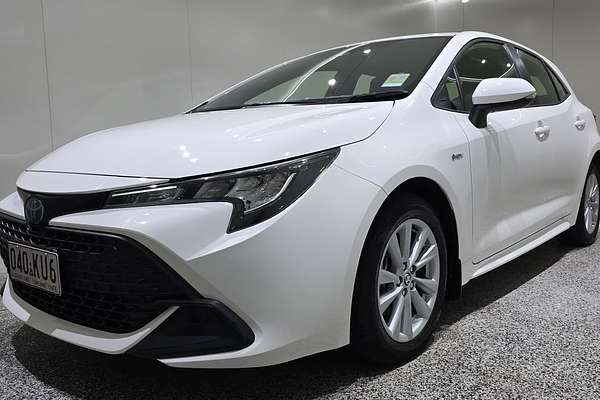 2024 Toyota Corolla Ascent Sport Hybrid ZWE219R