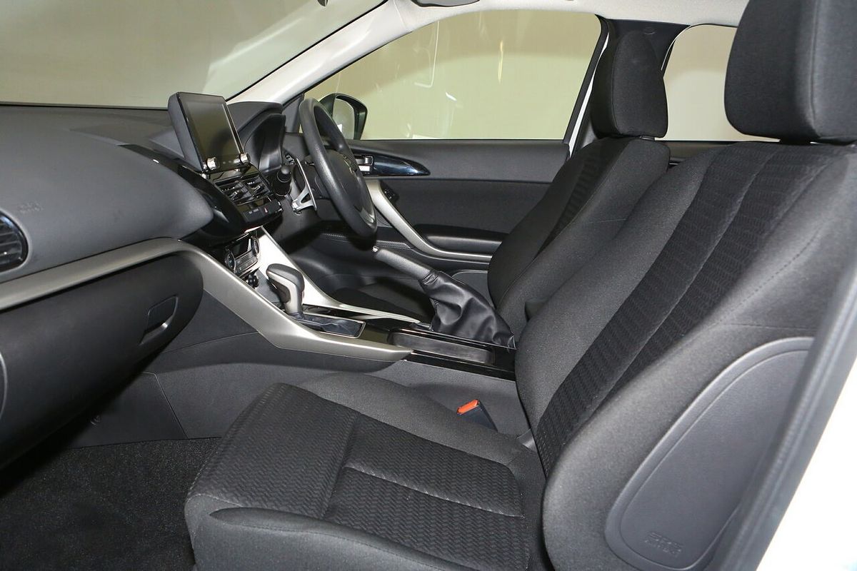 2024 Mitsubishi Eclipse Cross ES YB