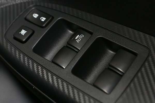 2024 Mitsubishi Eclipse Cross ES YB