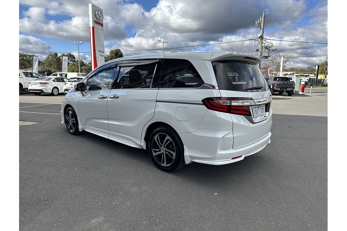 2016 Honda Odyssey VTi-L 5th Gen