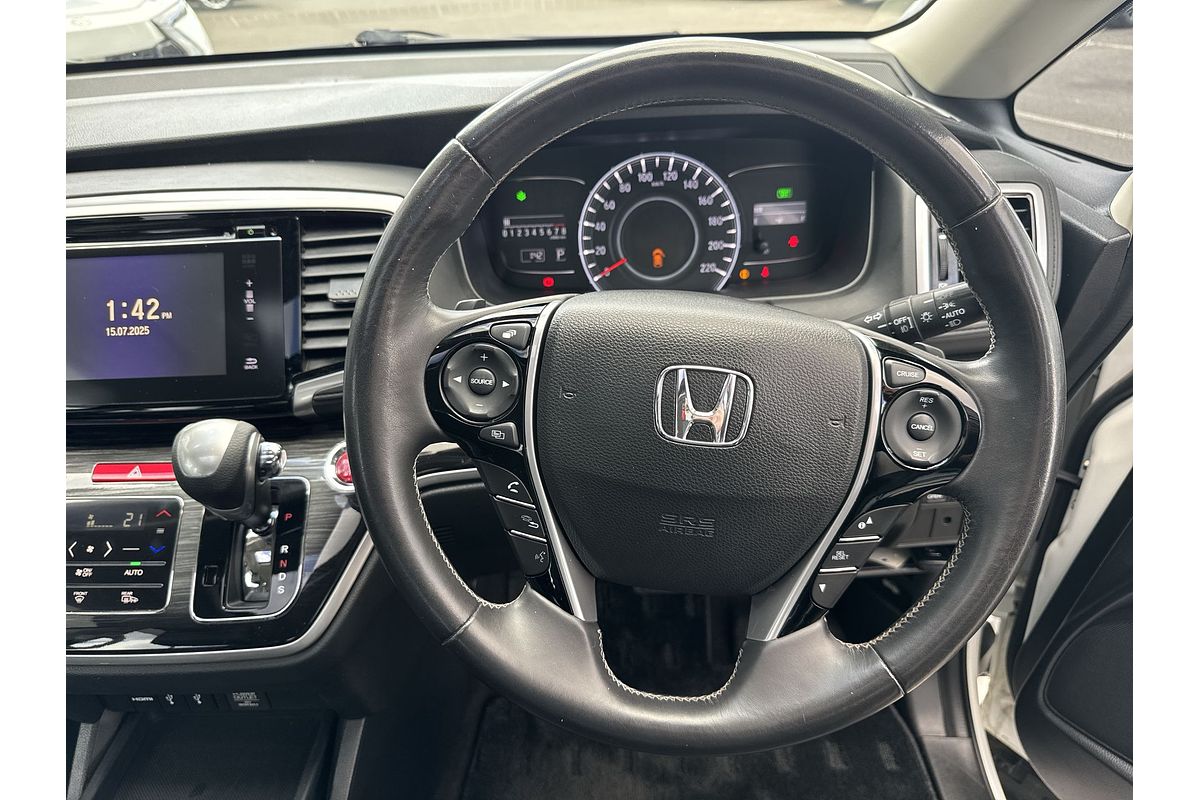 2016 Honda Odyssey VTi-L 5th Gen