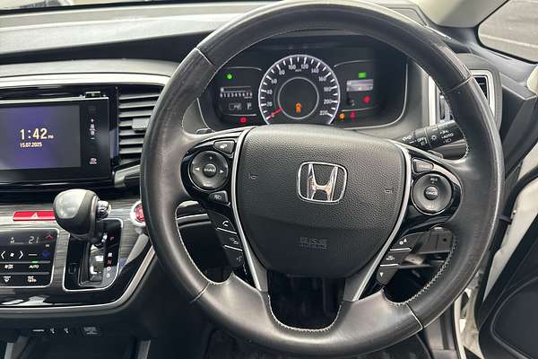2016 Honda Odyssey VTi-L 5th Gen