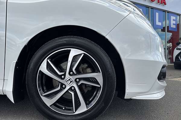 2016 Honda Odyssey VTi-L 5th Gen