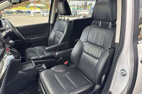 2016 Honda Odyssey VTi-L 5th Gen
