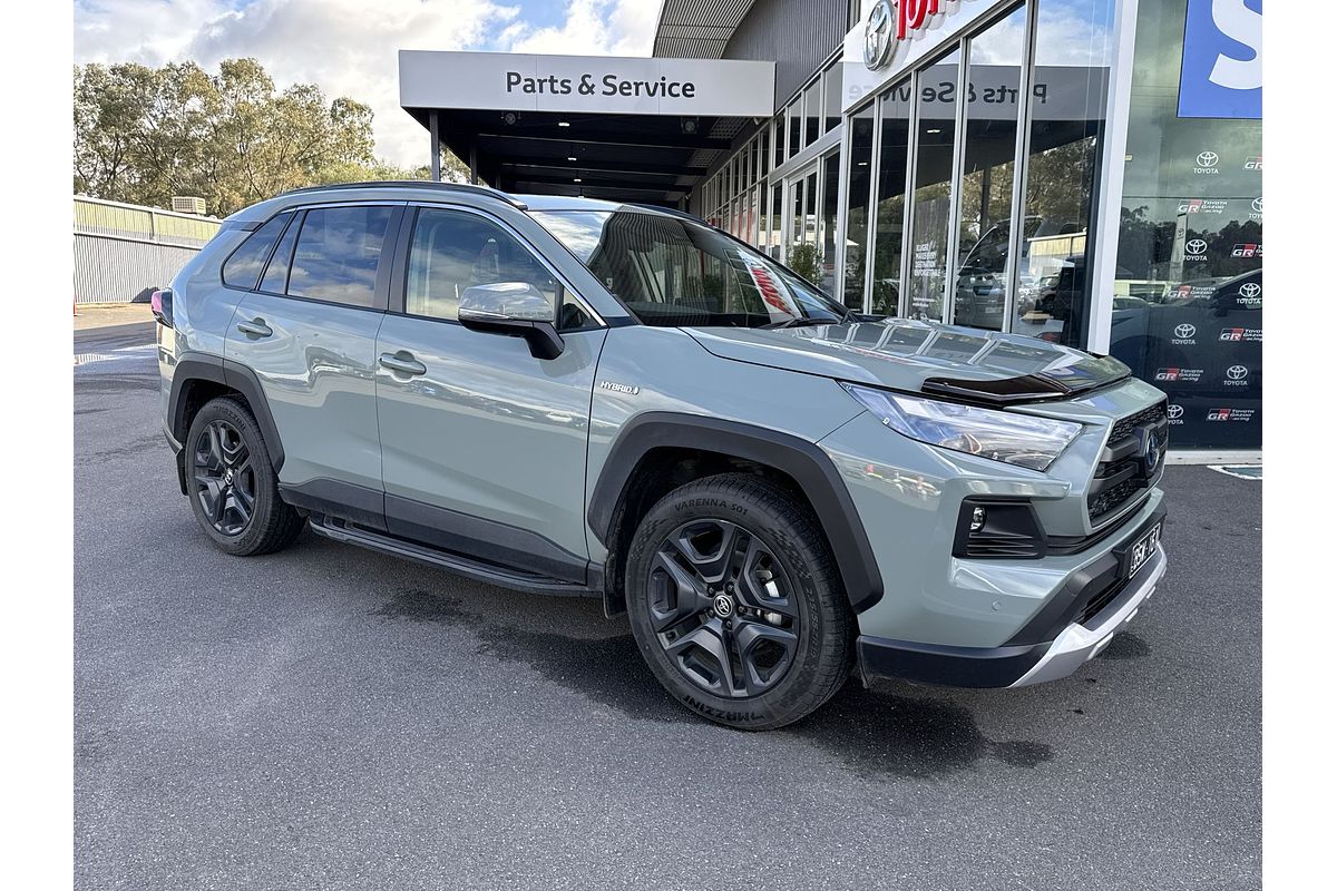 2021 Toyota RAV4 Edge AXAH54R