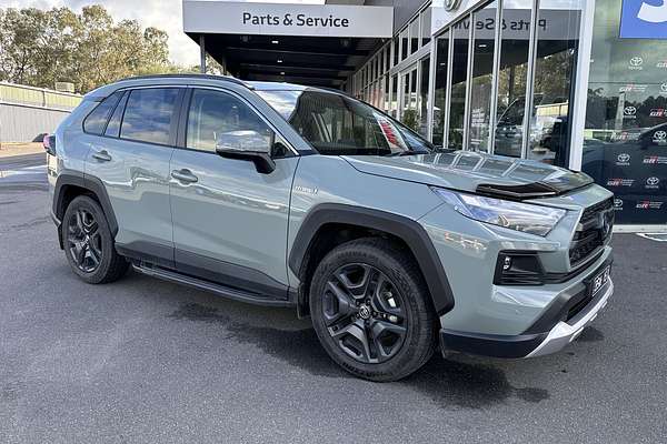 2021 Toyota RAV4 Edge AXAH54R
