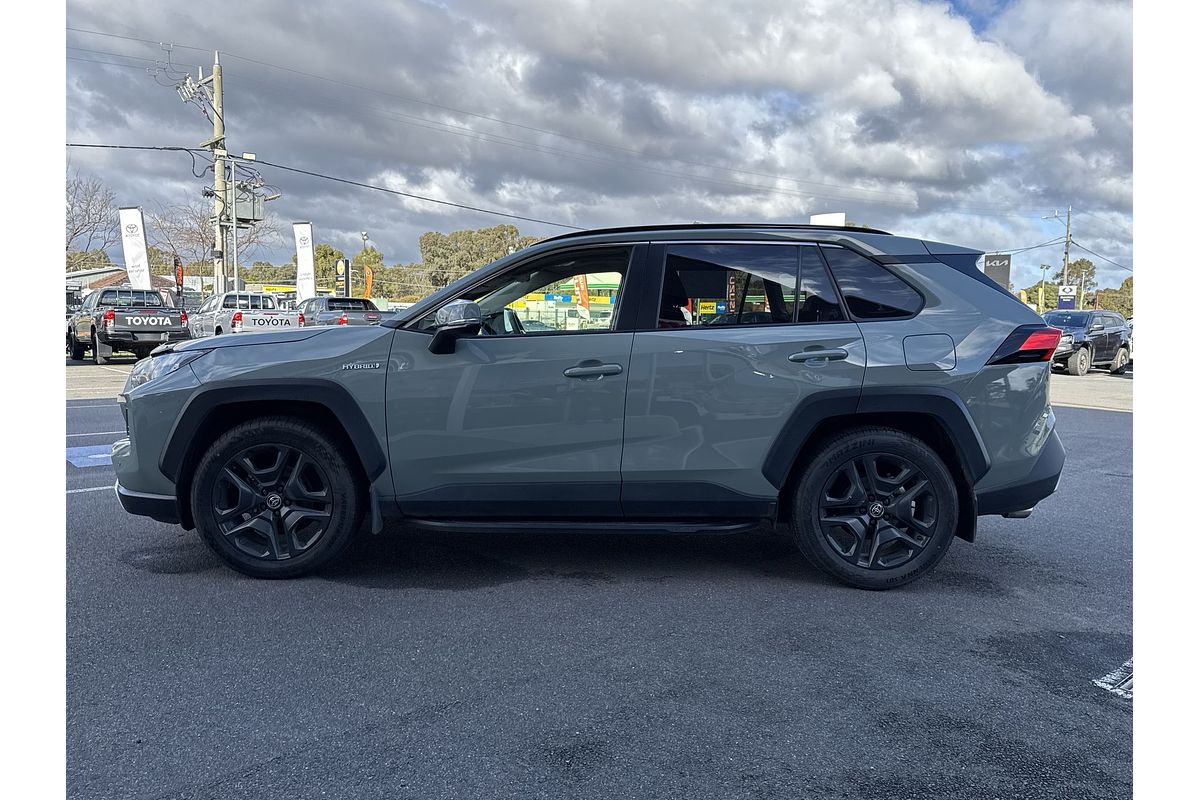 2021 Toyota RAV4 Edge AXAH54R