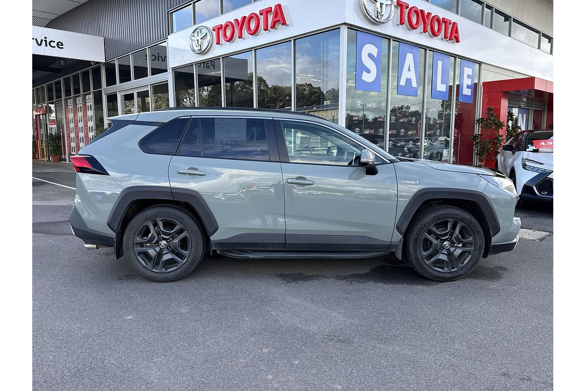 2021 Toyota RAV4 Edge AXAH54R
