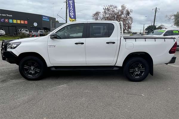 2021 Toyota Hilux SR GUN126R 4X4