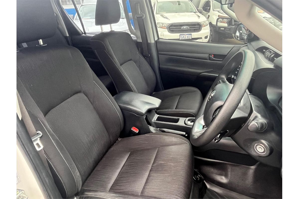 2021 Toyota Hilux SR GUN126R 4X4
