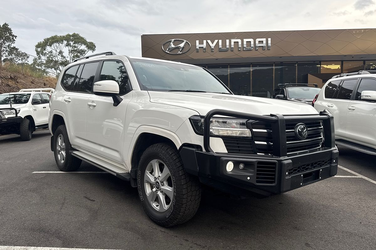 2023 Toyota Landcruiser GXL FJA300R