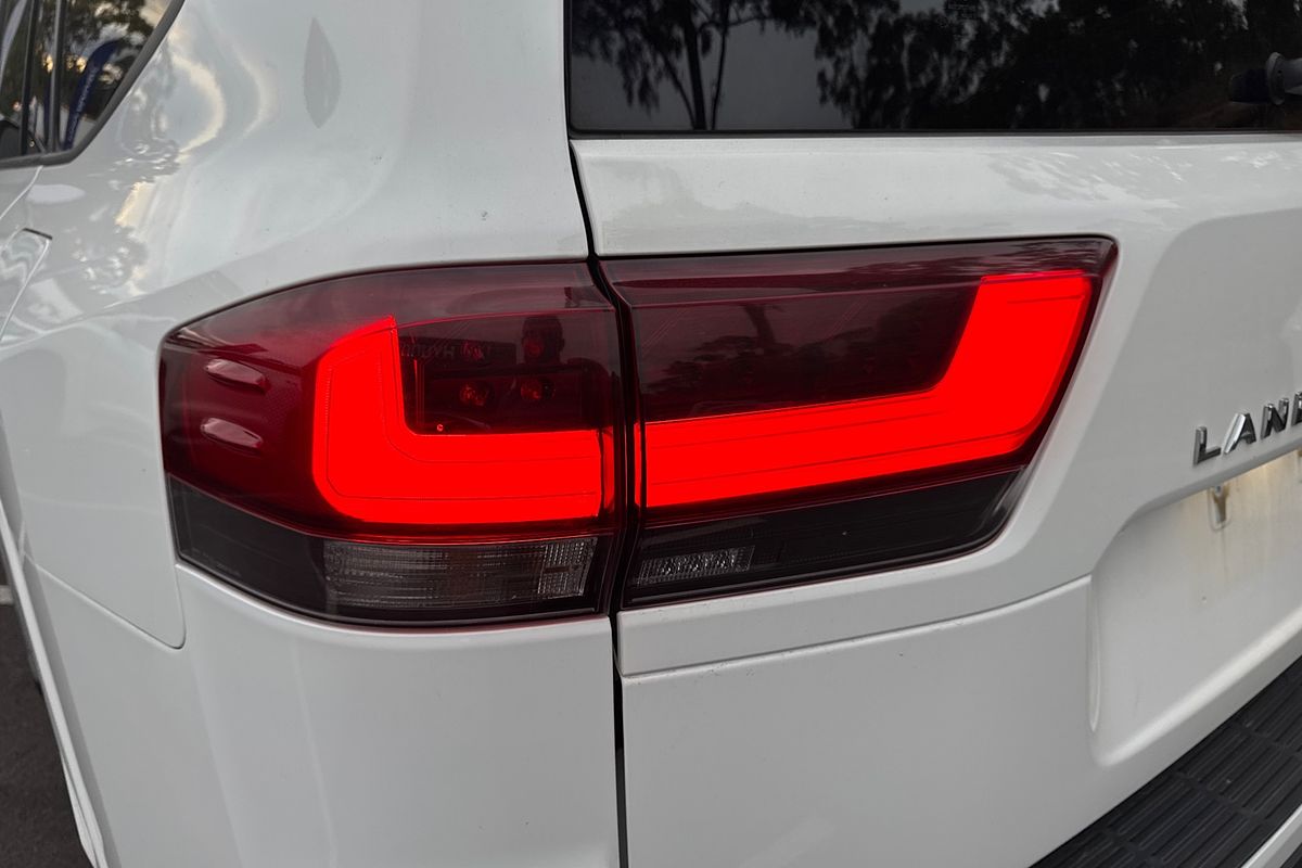 2023 Toyota Landcruiser GXL FJA300R