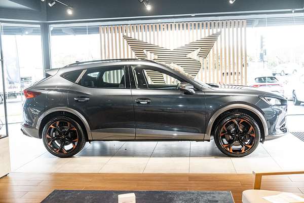2024 CUPRA Formentor VZx KM
