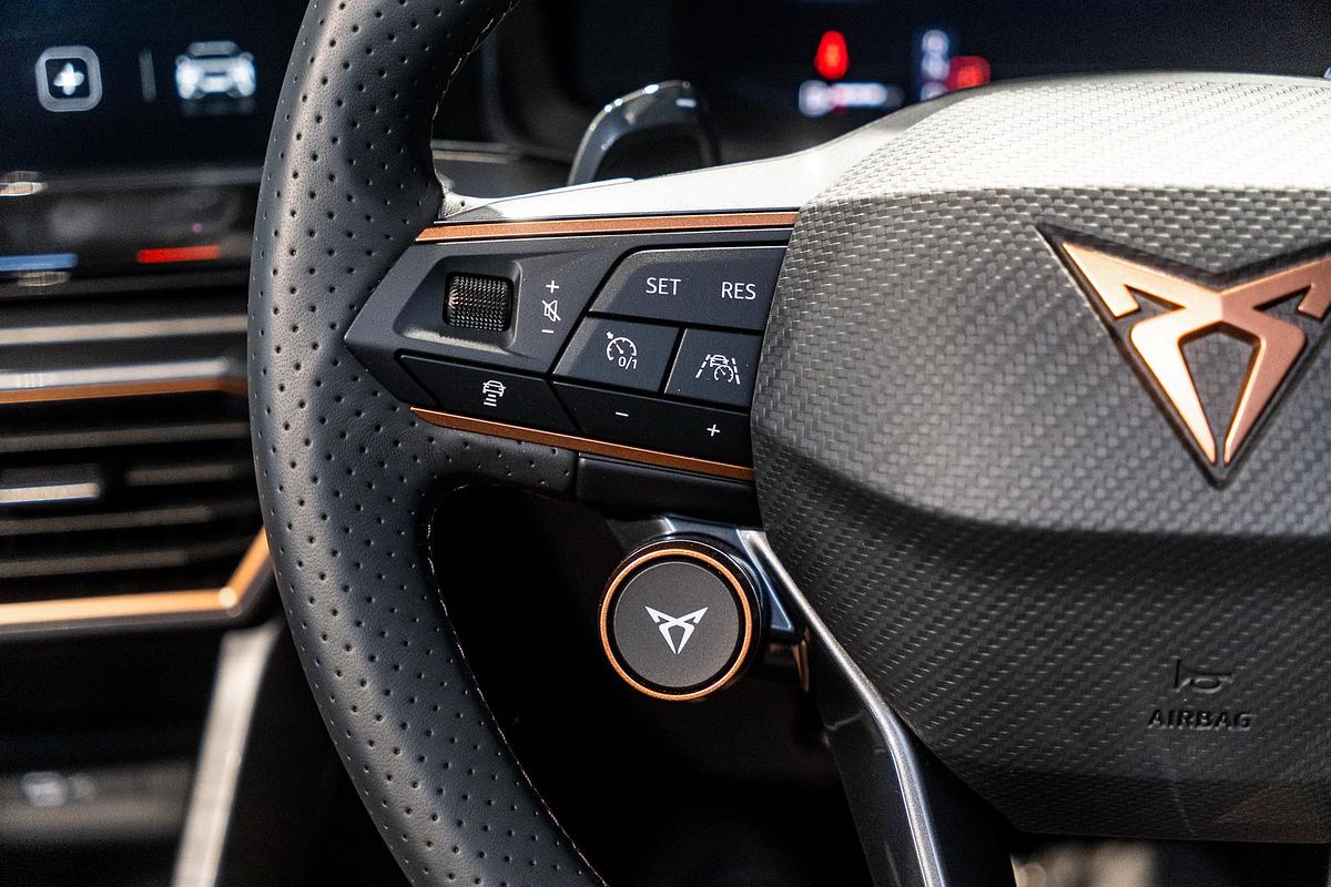 2024 CUPRA Formentor VZx KM