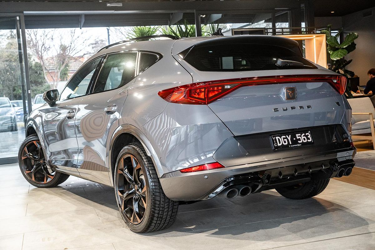 2024 CUPRA Formentor VZx KM