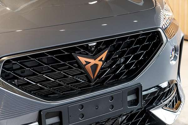 2024 CUPRA Formentor VZx KM