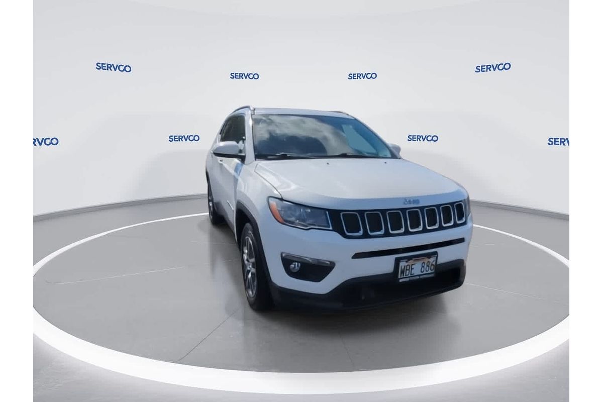 2020 Jeep Compass Latitude w/Sun/Safety Pkg