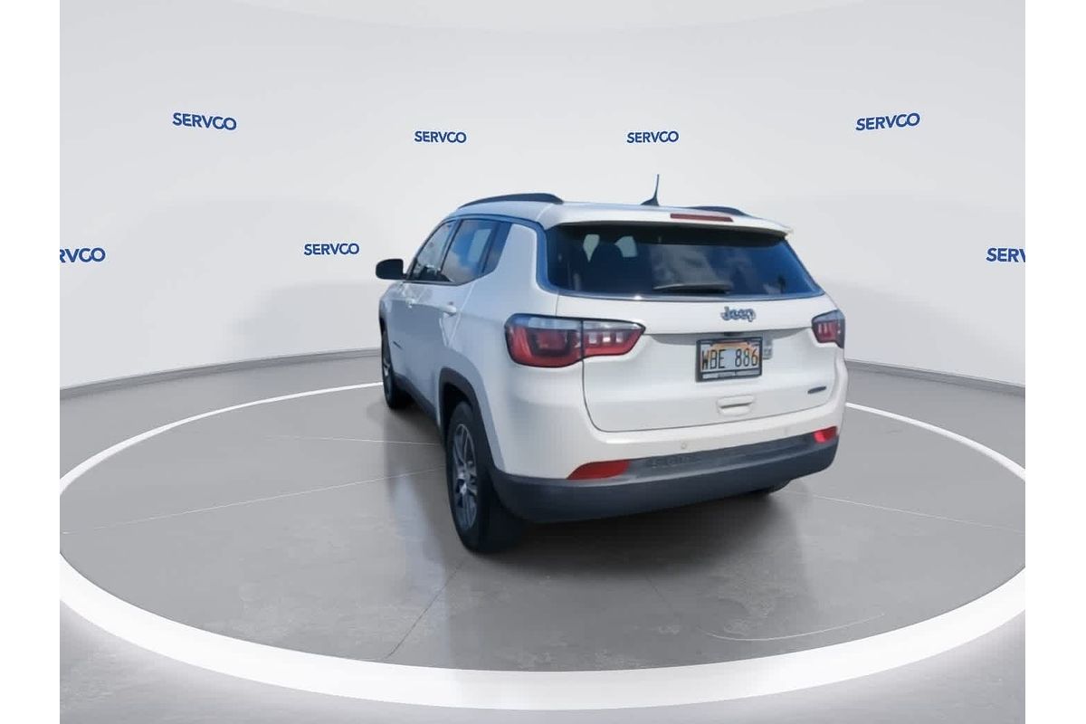 2020 Jeep Compass Latitude w/Sun/Safety Pkg