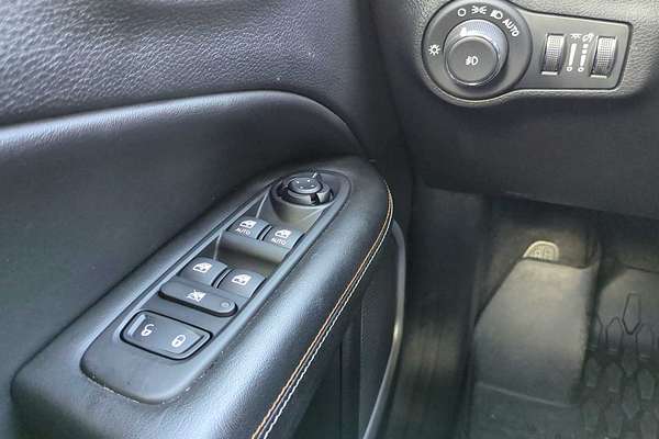 2020 Jeep Compass Latitude w/Sun/Safety Pkg