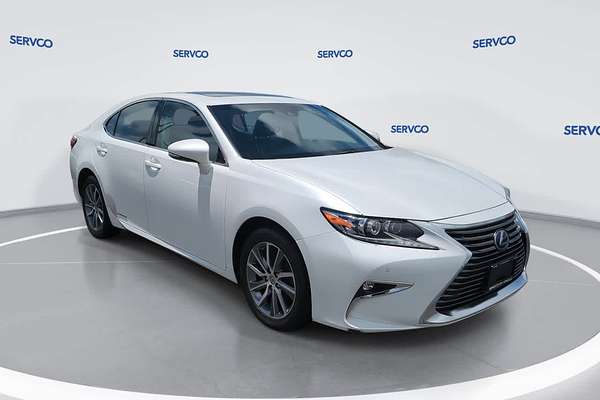 2017 Lexus ES