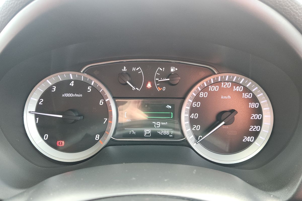 2013 Nissan Pulsar ST-L B17
