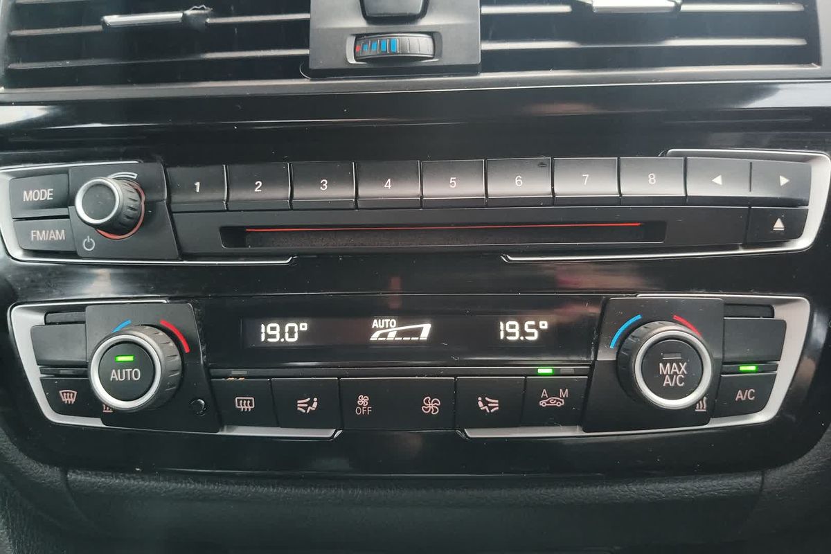 2018 BMW 3 Series 318i Luxury Line F30 LCI