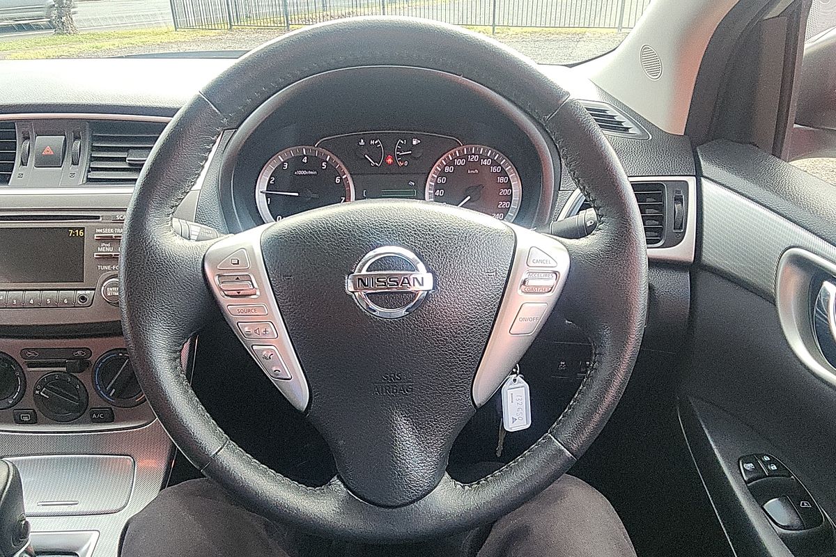 2013 Nissan Pulsar ST-L B17