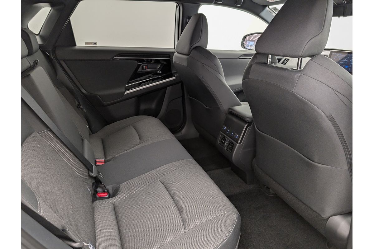 2025 Subaru Solterra AWD E1-1